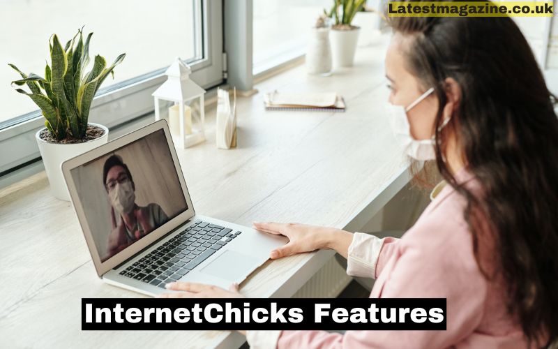 InternetChicks